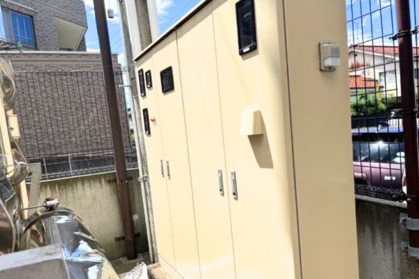 金沢市　マンション　分電盤キュービクル塗装