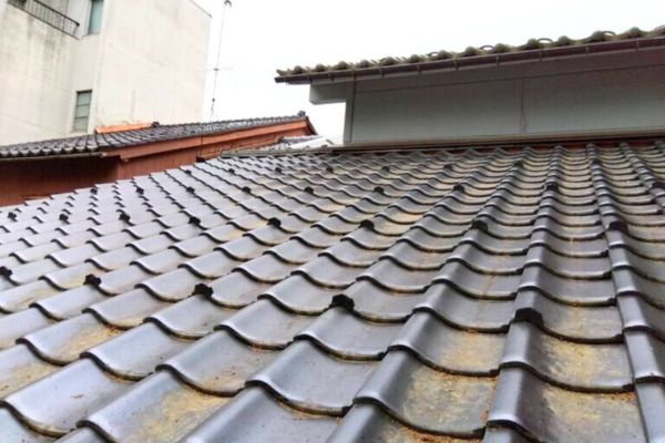金沢市　戸建　屋根・樋清掃