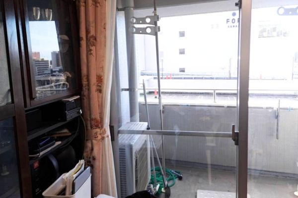 金沢市　マンション　ガラス交換