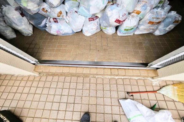 金沢市　マンション　レール取り付け